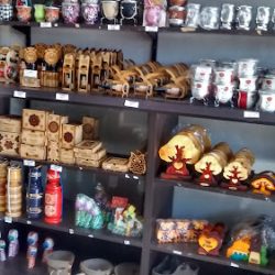 Intiwaman (Confiterías en Merlo San Luis)