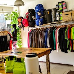 Mountain Trekking (Tiendas de ropa en Merlo San Luis)