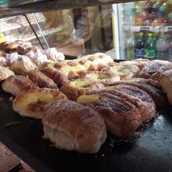 Panaderia Chacabuco (Confiterías en Merlo San Luis)