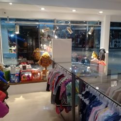 Vienen De Paris (Tiendas de ropa en Merlo San Luis)